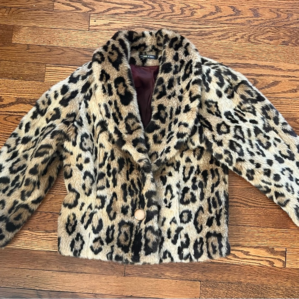 Plush Leopard Print Winter Coat Size Medium Blazer Style With Collar WARM